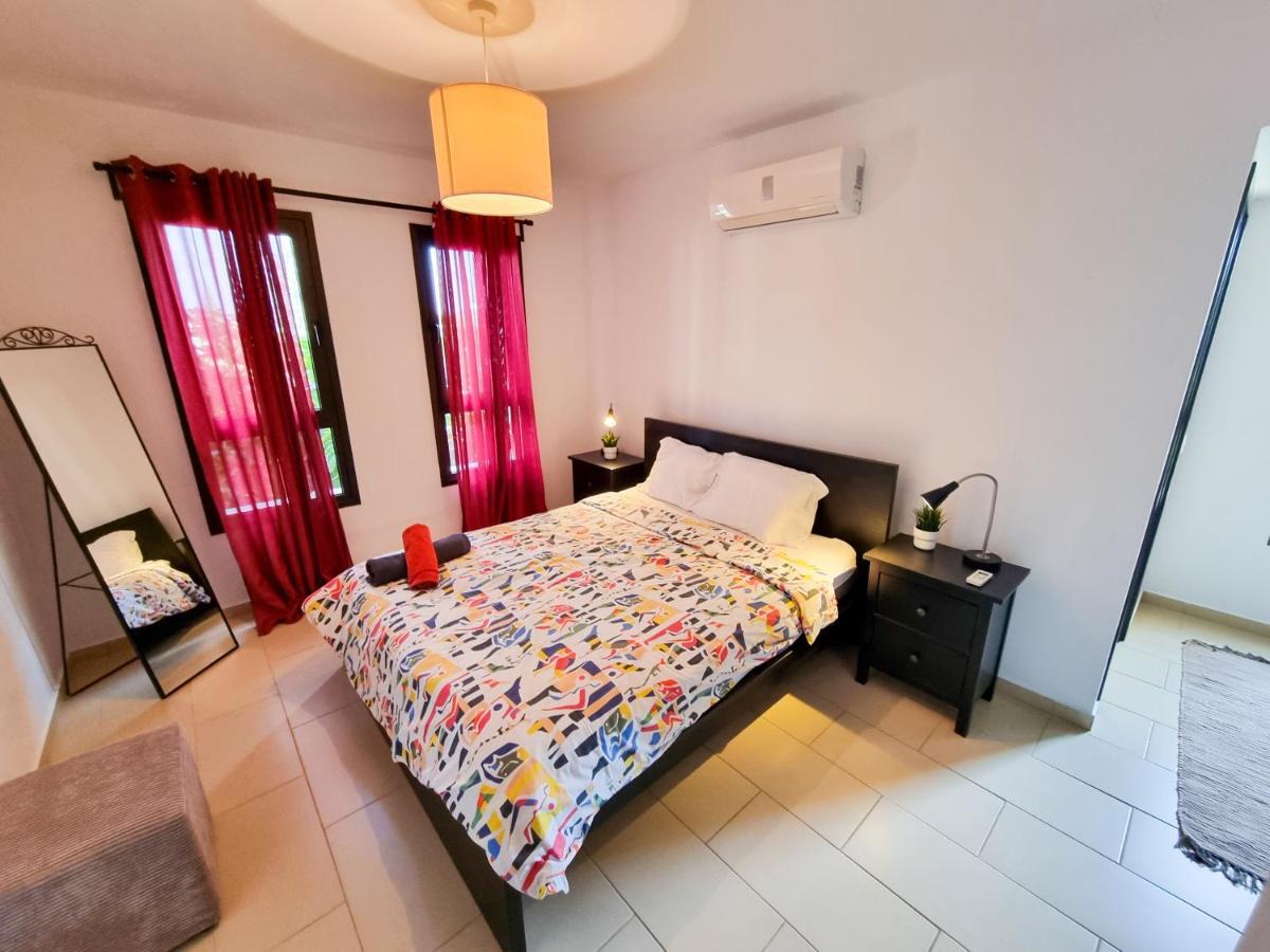 Light House Apartment Larnaca Exterior foto